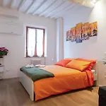 Apartment La Nicchia Apartment- Centralissimo Siena