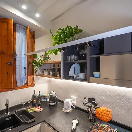 Daire La Nicchia Apartment- Centralissimo